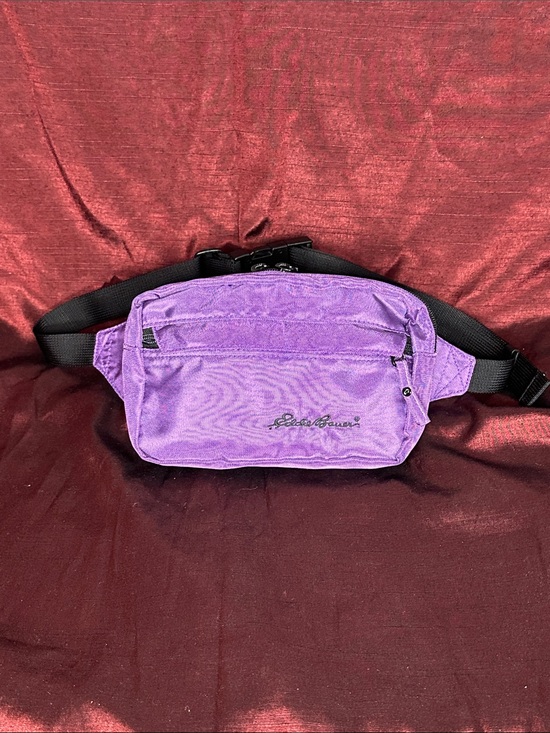 Eddie Bauer Handbags - ✨💜 Eddie Bauer Royal Purple Belt Bag Fanny Pack Like New! 🎒